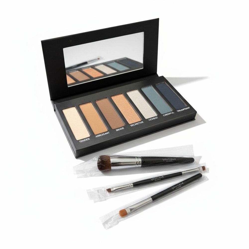 Younique Moonstruck Addiction Palette 4 Plus 3 Professional Makeup Brushes NWT